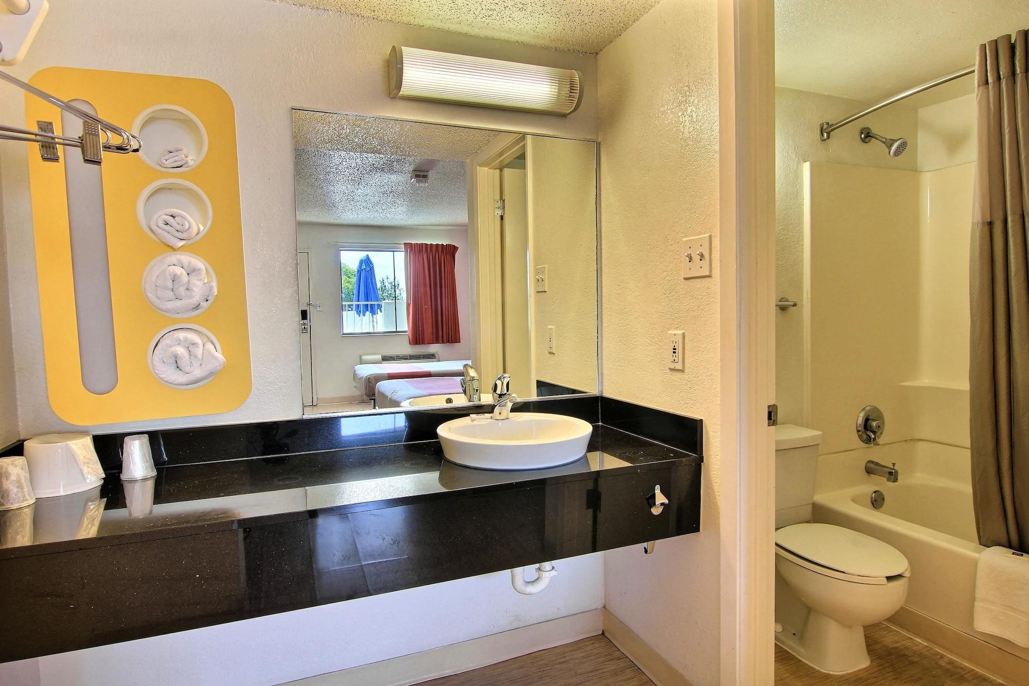 Motel 6-Austin, Tx Exteriör bild